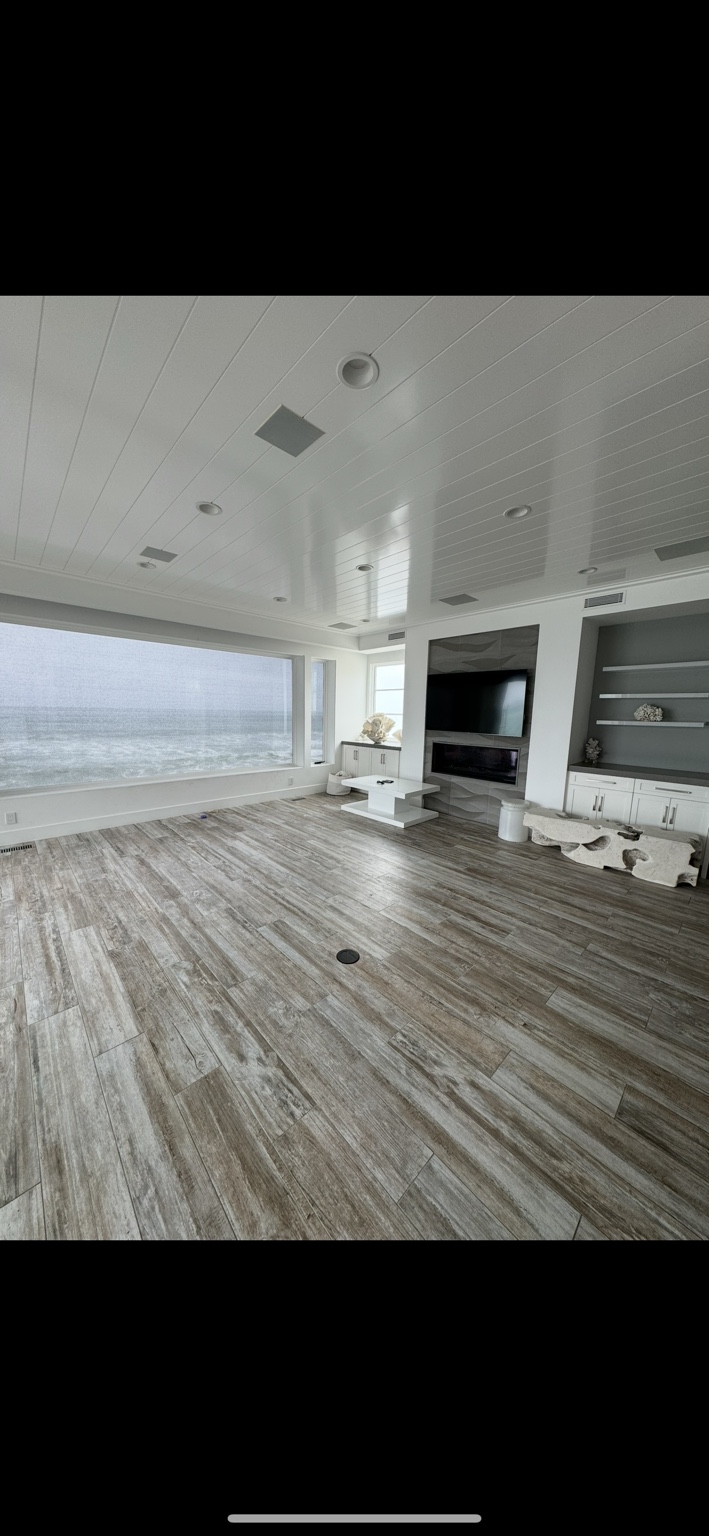 The coastal living room before furniture placement